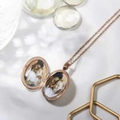 Large Clear Crystal Oval Locket – Rose Gold -Fashion Accessories Big Rose Gold OVal medium qual scaled 2
