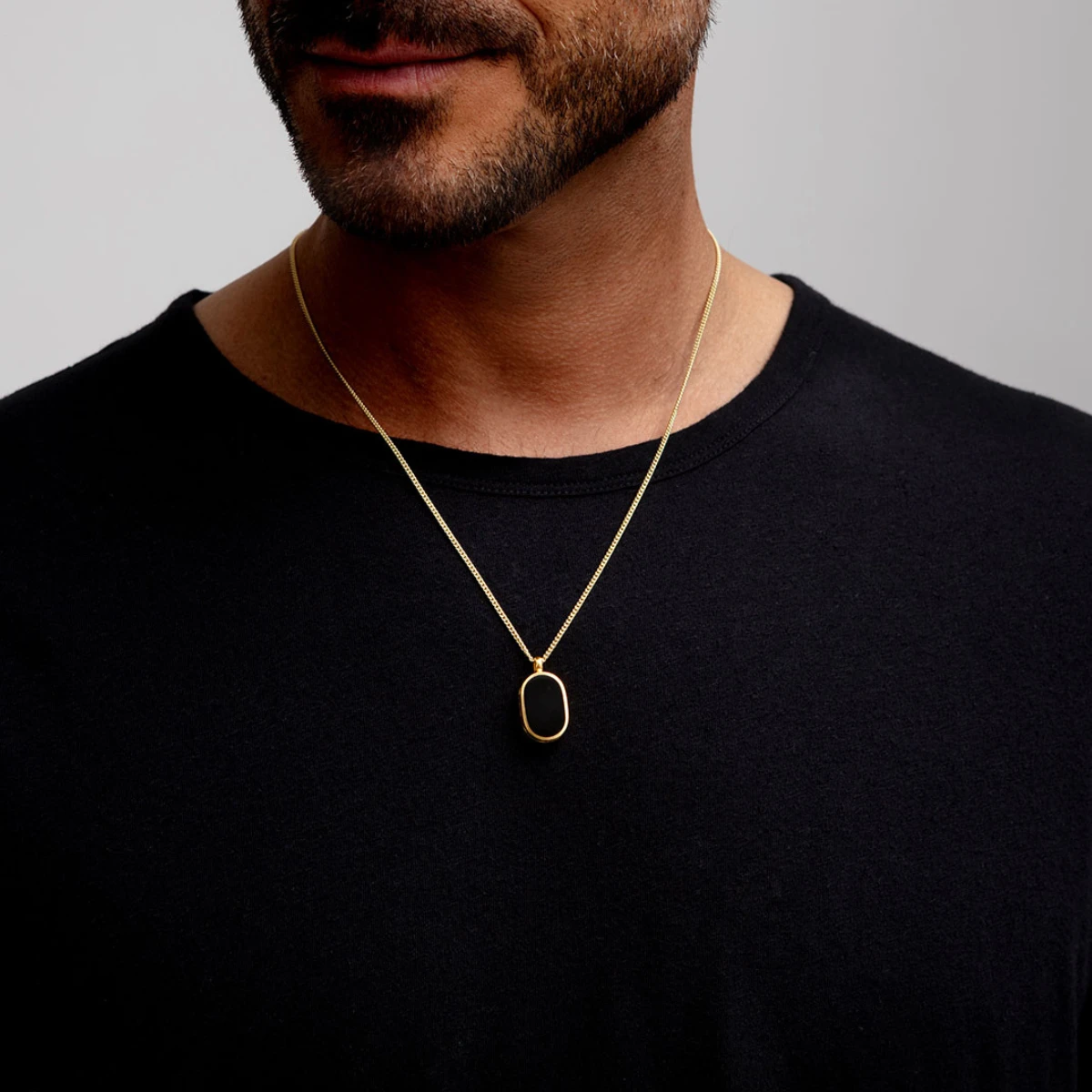 Men’s Small Onyx Dog Tag Locket – Gold 4 Men’s Small Onyx Dog Tag Locket – Gold - Image 2
