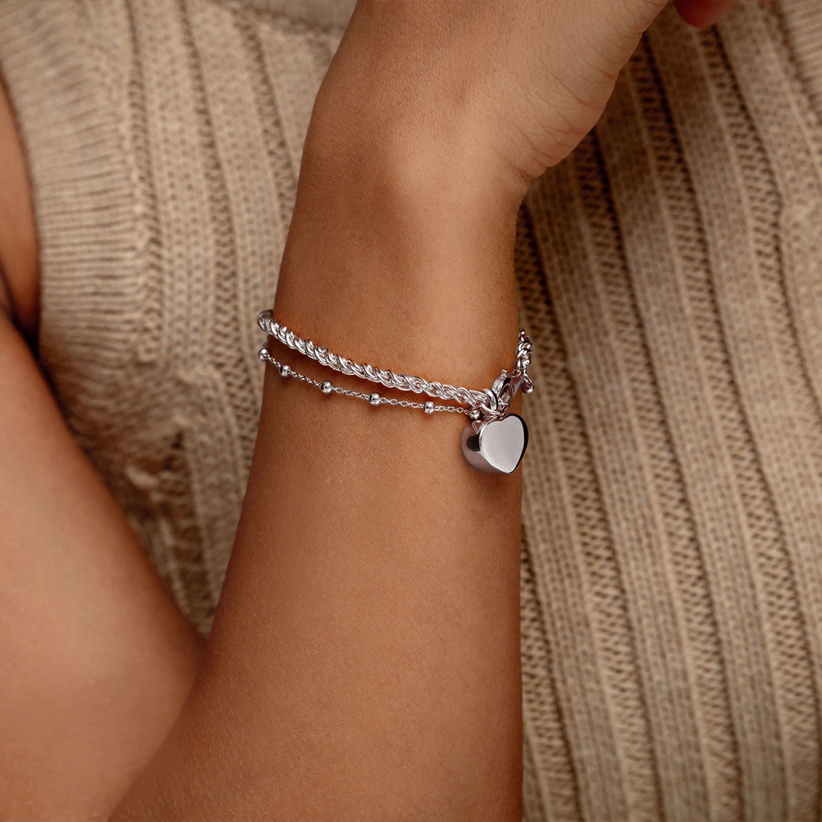 Rope Chain Heart Urn Ashes Bracelet- Silver 5 Rope Chain Heart Urn Ashes Bracelet- Silver - Image 3