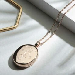 The Mummy Locket – Rose -Fashion Accessories Mummy Rose Gold Locket scaled 1